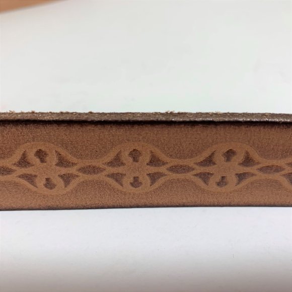 Frye Embellished Leather Buckle Belt Tan Gold Size Large NEW - Picture 9 of 9